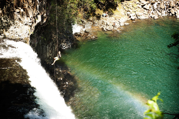 Une fois terminé, il suffit de descendre directement, ou remonter sur corde.
