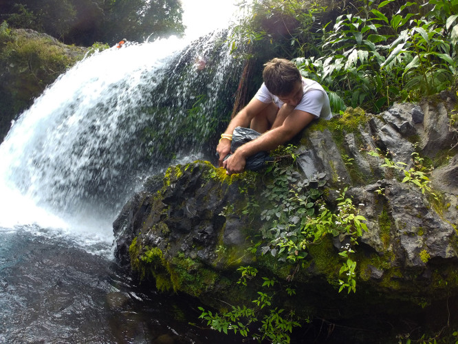 Je suis très mal aimé par les gens quand je fais du bruit avec le perfo...